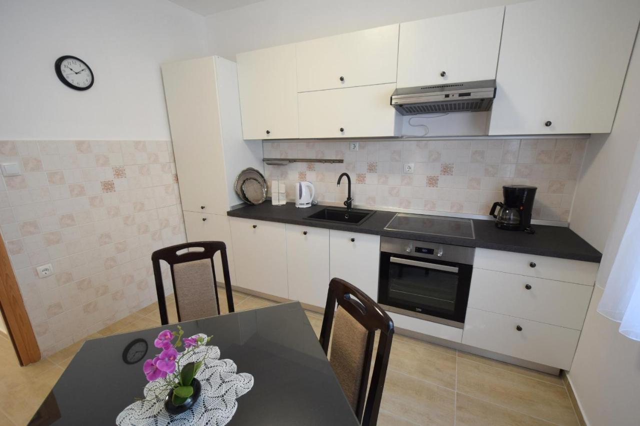 Apartments Buturajac Krk Town Exterior foto
